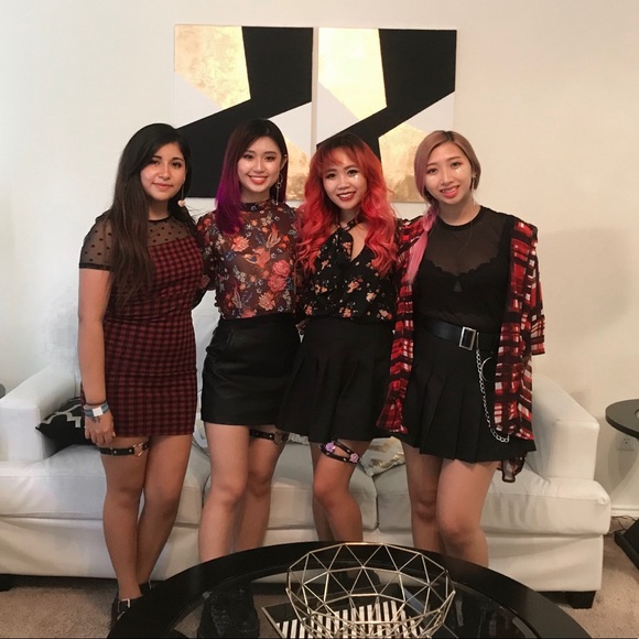 Meet your Posher, Vivian - Picture 7 of 14